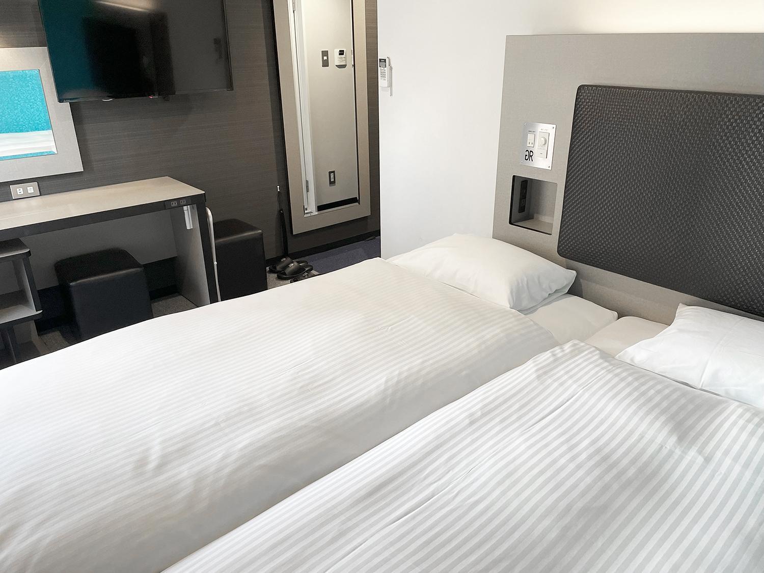 Green Rich Hotel & Capsule Naha - Artificial Hot Spring Futamata Yunohana מראה חיצוני תמונה