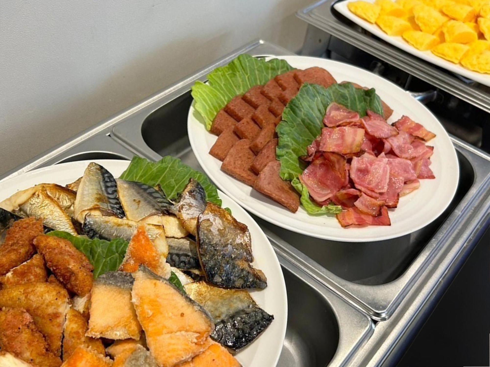 Green Rich Hotel & Capsule Naha - Artificial Hot Spring Futamata Yunohana מראה חיצוני תמונה