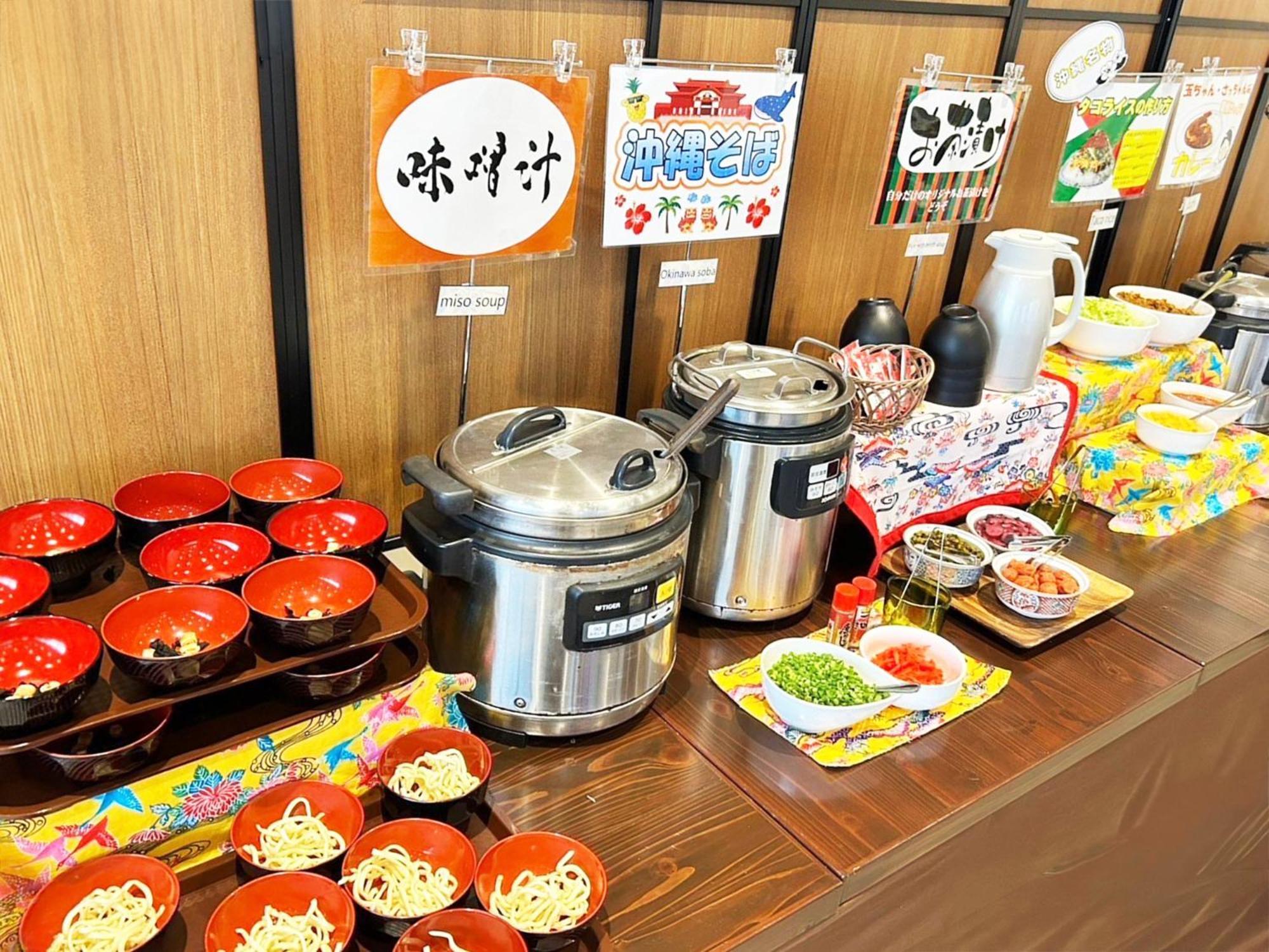 Green Rich Hotel & Capsule Naha - Artificial Hot Spring Futamata Yunohana מראה חיצוני תמונה